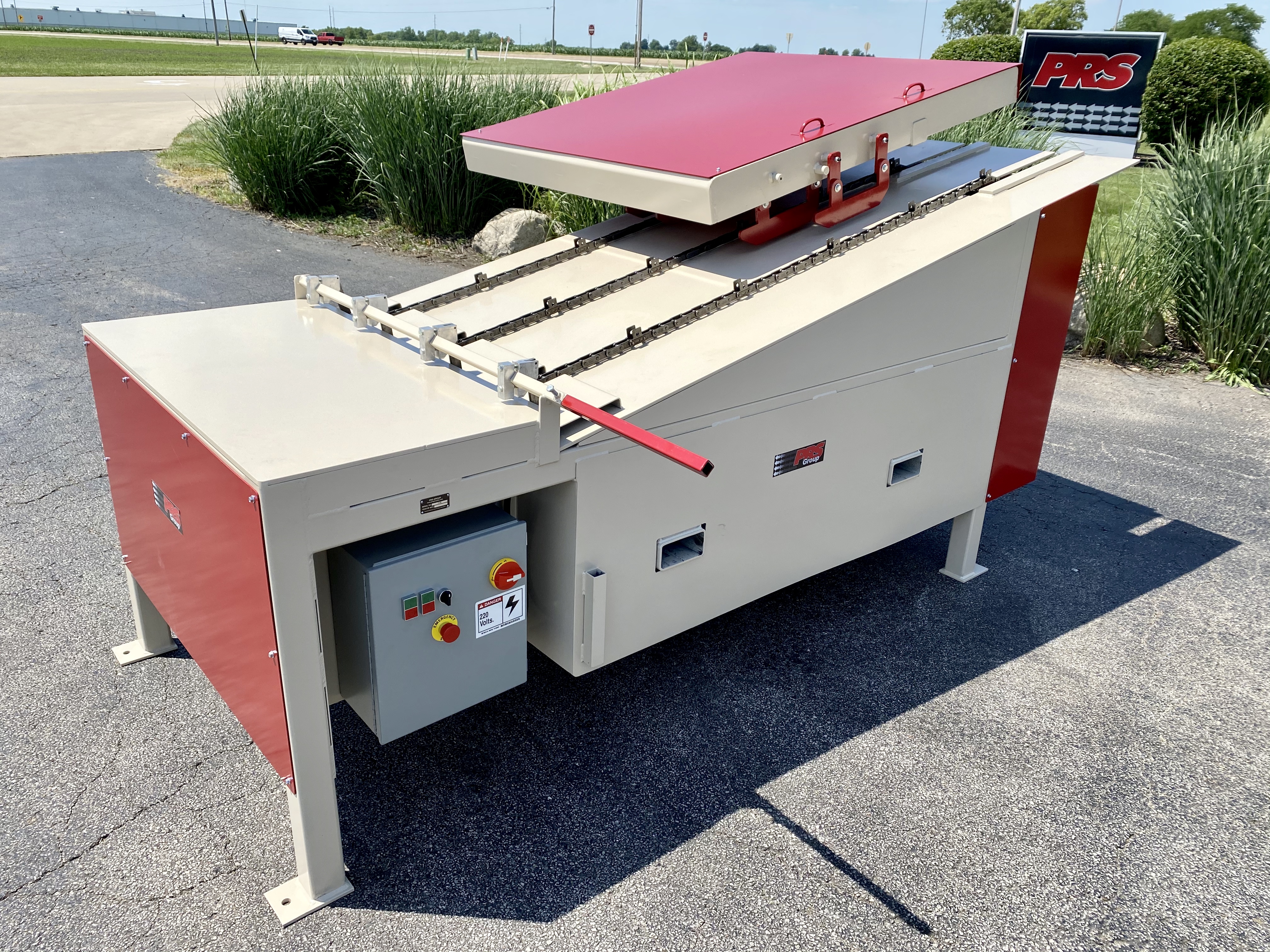 om-3 trimsaw, new design 2020.jpg